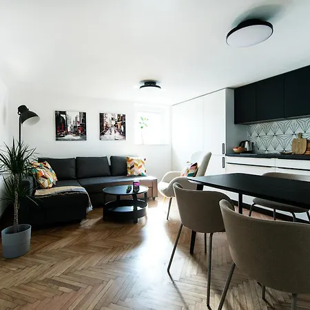 Mojca'S Nest Apartment Menges Exterior photo